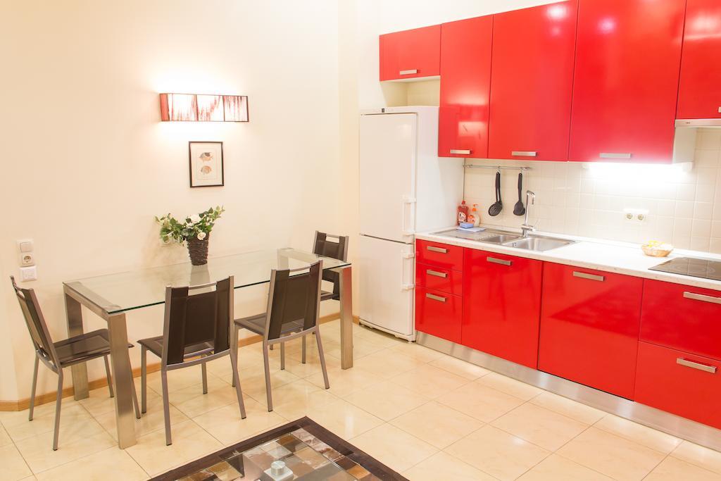Alex Apartments Near Independence Square - Kiev المظهر الخارجي الصورة